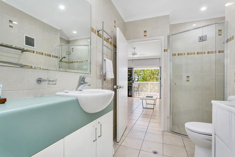 Hibiscus In Marlin Waters Palm Cove - Accommodation Port Macquarie 3