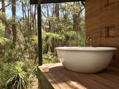 Hidden Valley Forest Retreat - Accommodation Port Macquarie 0