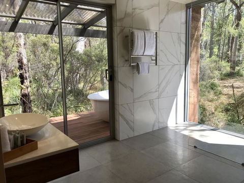 Hidden Valley Forest Retreat - Accommodation Port Macquarie 2