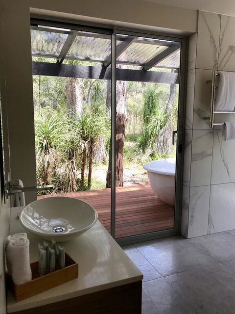 Hidden Valley Forest Retreat - Accommodation Port Macquarie 3