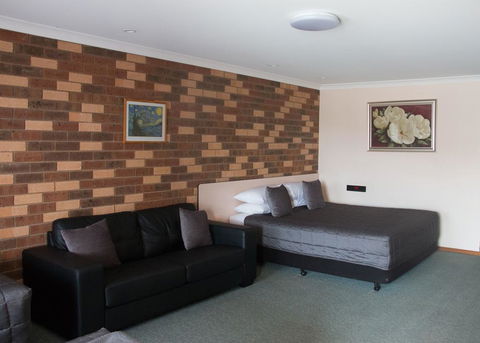 Highway Inn Motel - Accommodation Port Macquarie 0