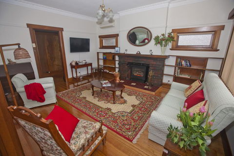 Hillside Cottage - Accommodation Port Macquarie 1