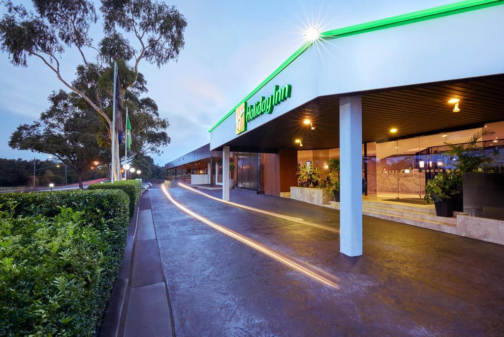Canley Heights NSW Accommodation Port Macquarie
