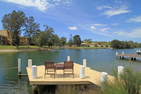 Holiday On The Water - Accommodation Port Macquarie 0