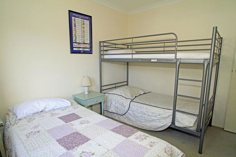 Holiday On The Water - Accommodation Port Macquarie 3