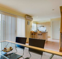 Holidays at Hollydene - Accommodation Port Macquarie