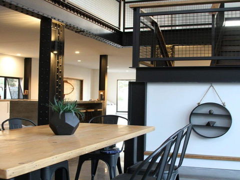Horizons At Currarong - Architecturally Designed Beach House - Accommodation Port Macquarie 3