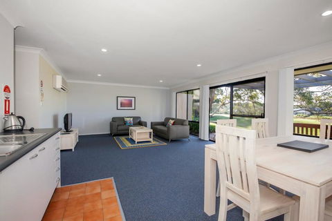 Horizons Golf Club, Villa 126 - Accommodation Port Macquarie 0
