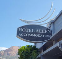 Hotel Allen