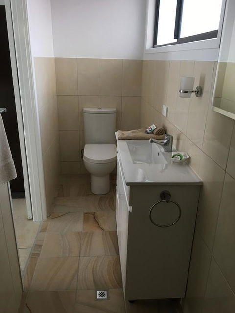Hotel Corones - Accommodation Port Macquarie 3