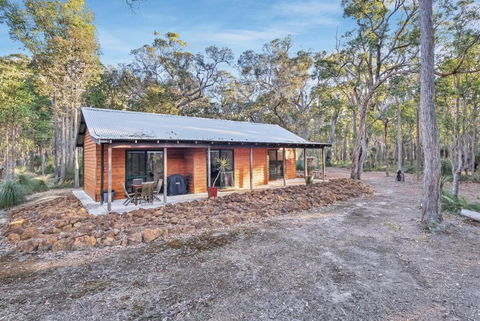 Island Brook Estate Winery And Chalets - Accommodation Port Macquarie 1