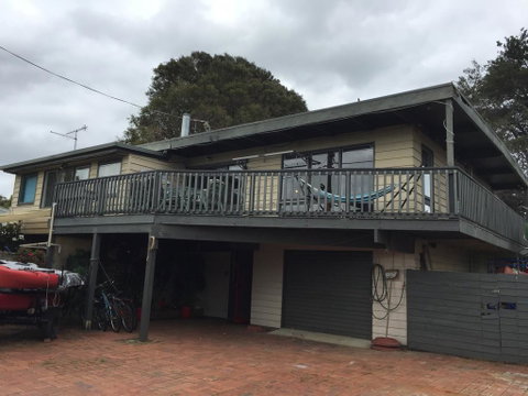 Island Getaway - Accommodation Port Macquarie 1
