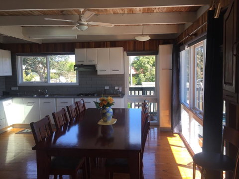 Island Getaway - Accommodation Port Macquarie 3