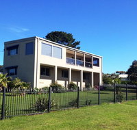 Island Getaway - Accommodation Port Macquarie