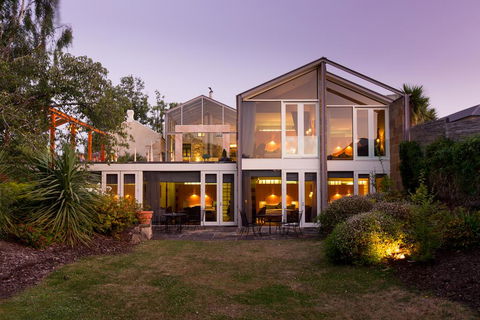 Islington Hotel - Accommodation Port Macquarie 0