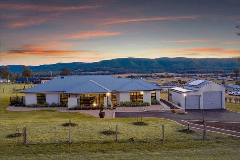 Cordeaux Heights NSW Accommodation Port Macquarie