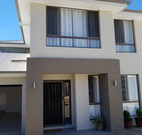 Jasper Place - Accommodation Port Macquarie