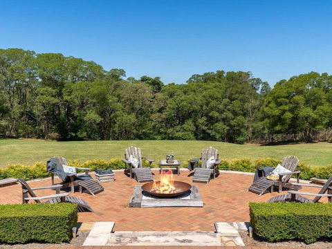 Jaspers Brush - Tranquil Gardens & Stunning Views - Accommodation Port Macquarie 3