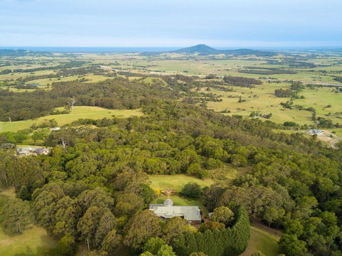 Jaspers Brush - Tranquil Gardens & Stunning Views - Accommodation Port Macquarie 1