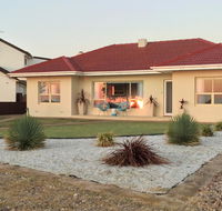 Jewel of the South Beachside Holiday Rental - Accommodation Port Macquarie