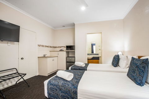 Karratha Central Apartments - Accommodation Port Macquarie 3