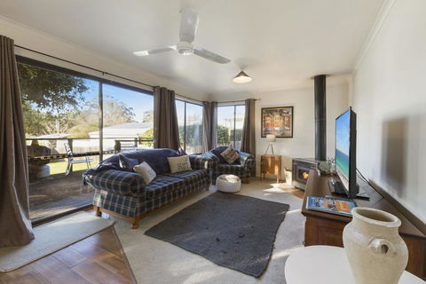 Katisha Cottage - Pet Friendly And Close To Town - Accommodation Port Macquarie 0