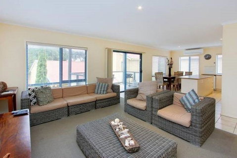 Kava Villa Cowes - Accommodation Port Macquarie 2