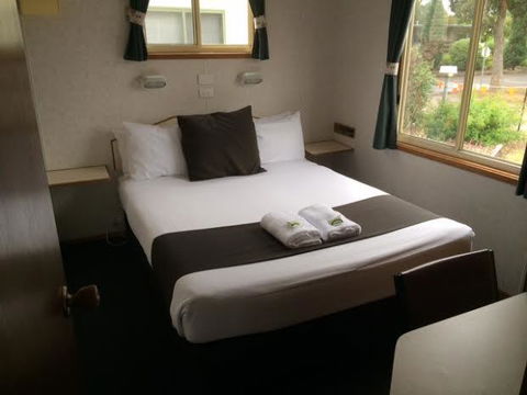 Kerang Cabins - Accommodation Port Macquarie 1