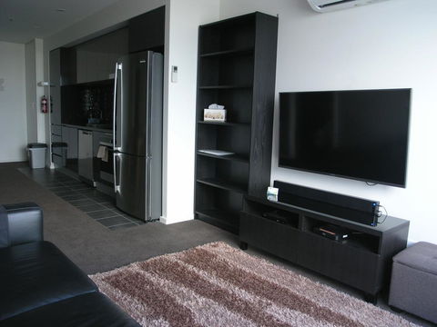 Kesh At Infinity Towers - Accommodation Port Macquarie 1