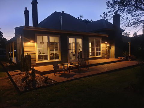 Kings Cottage Uralla - Accommodation Port Macquarie 1