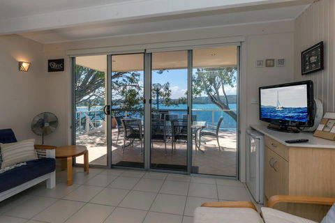 Kooringal, Unit 5/105 Soldiers Point Road - Accommodation Port Macquarie 0