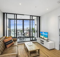 KOZYGURU FORTITUDE VALLEY 2 BED DESIGNER APT  FREE PARKING QFV179-803 - Accommodation Port Macquarie