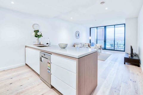 KOZYGURU FORTITUDE VALLEY HIGH LEVEL 2 BED APT + FREE PARKING QFV179-2612 - Accommodation Port Macquarie 1