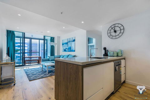 KOZYGURU FORTITUDE VALLEY HOLIDAY STYLE 2 BED APT FREE PARKING QFV211-1601 - Accommodation Port Macquarie 3
