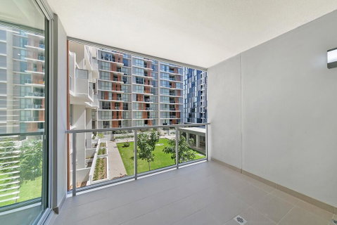 KOZYGURU MASCOT WALK TO STATION MODERN DESIGNER 2 BED APT FREE PARKING NMA260-312 - Accommodation Port Macquarie 3