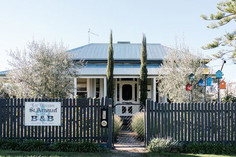 La Maison St Arnaud - Accommodation Port Macquarie 0