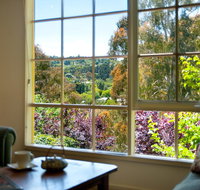 Lake Cottage - Accommodation Port Macquarie