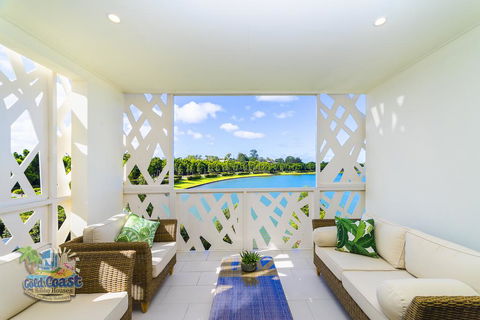 Lake Haven @ The Cove - Accommodation Port Macquarie 0