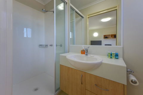 Lake Tyrrell Accommodation LTA - Accommodation Port Macquarie 2