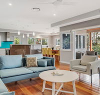 LAKEFRONT and SUNSET HAVEN - Accommodation Port Macquarie