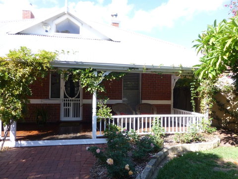 Lakeside Bed & Breakfast - Accommodation Port Macquarie 1
