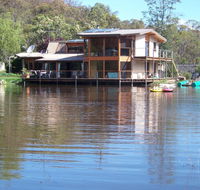 Lakeside Lodge Armidale - Accommodation Port Macquarie