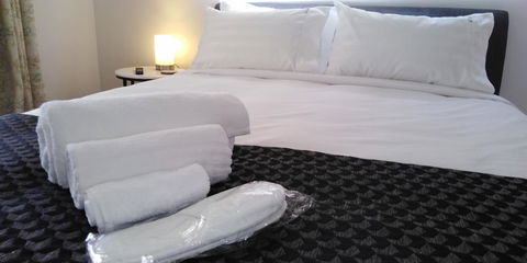 Lakeside Retreat & Business - Accommodation Port Macquarie 2