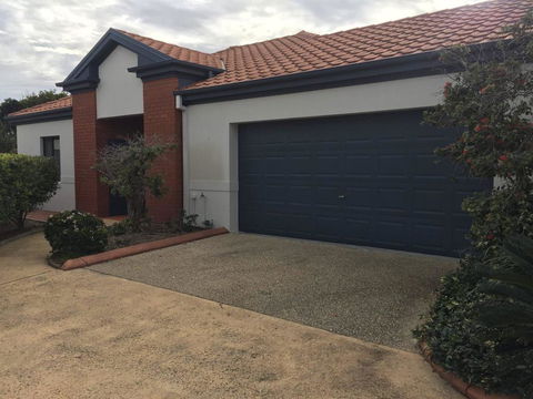 Lateeze - Pets Welcome Near The Beach - Accommodation Port Macquarie 3