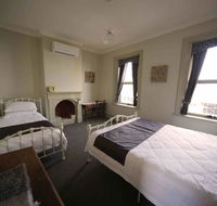 Latrobe Art Apartments - Accommodation Port Macquarie