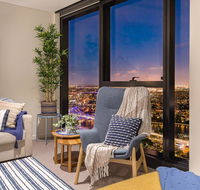 Level 77 Skytower Retreat in CBD - Accommodation Port Macquarie
