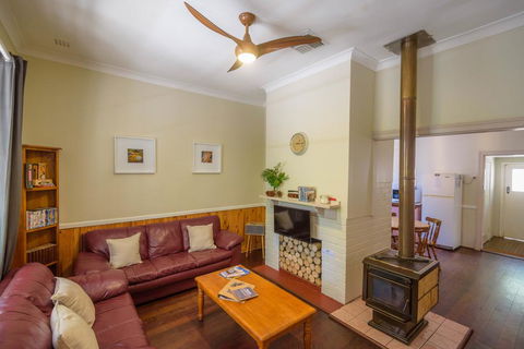 Lewana Cottages - Accommodation Port Macquarie 2