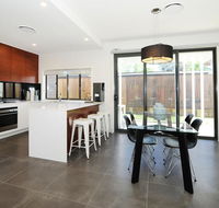 Lewis Street Apartments by Kirsten Serviced Accommodation