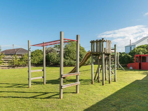 Licence To Chill - Accommodation Port Macquarie 3