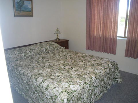 Light, Airy 1st Floor Unit - Marbrin Close, Bellara - Accommodation Port Macquarie 2